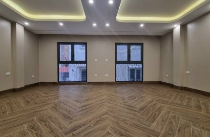 Bán Nhà Phân Lô Láng Hạ 105M2 5 Tầng MT 5M 18 Tỷ - Vỉa Hè  Ô TÔ KD Văn Phòng Spa….